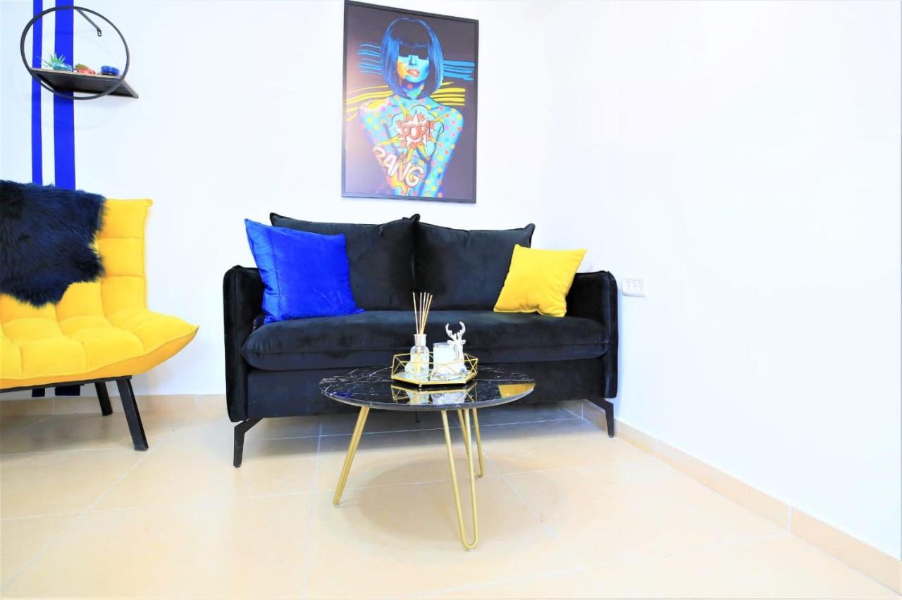 דירה על הפארק Apartment Beersheba Exterior foto